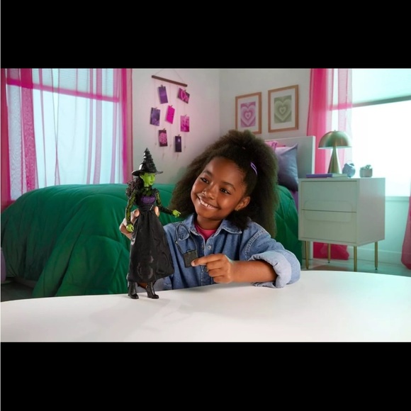 Mattel Wicked Movie ELPHABA Fashion Doll  - Brand New -misprint error - Picture 6 of 6